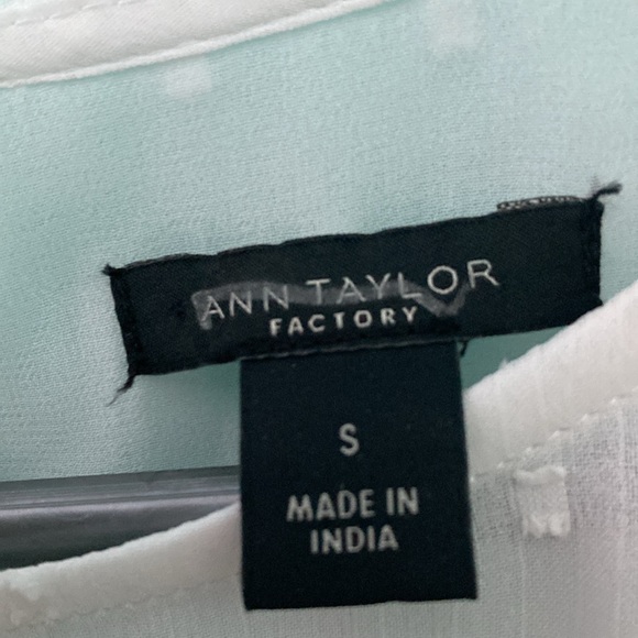 Ann Taylor top - Picture 4 of 4